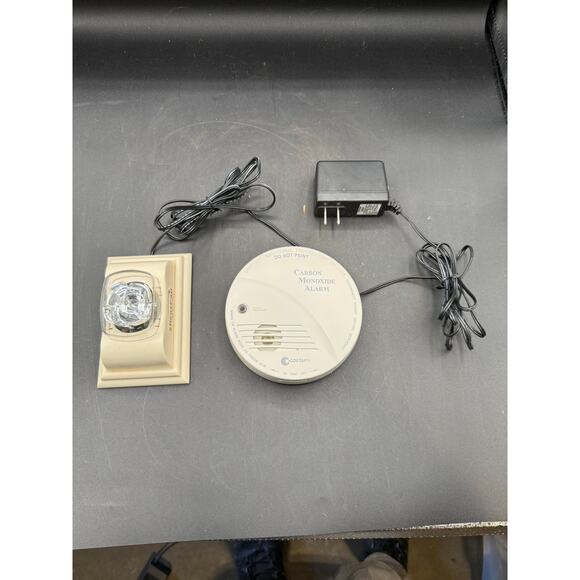 Silent Call Communications Series Wireless Carbon Monoxide Detector - Picture 1 of 9